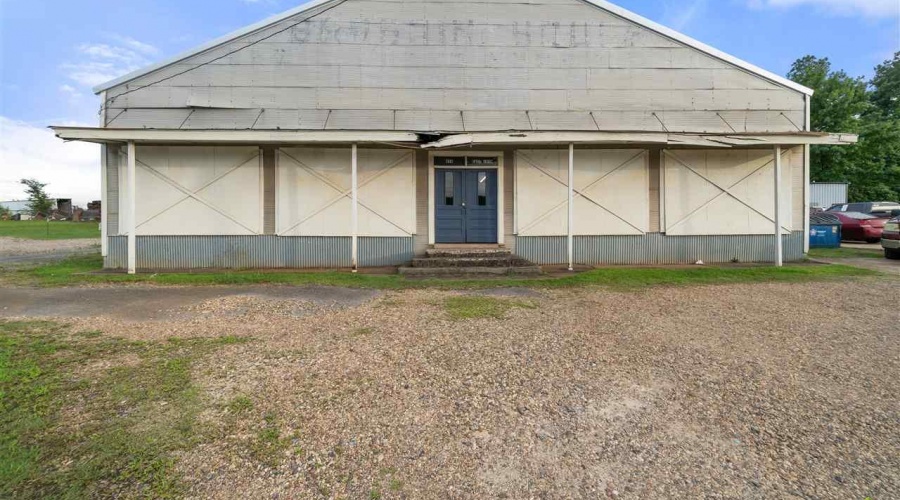 416 16 TH, Mt Pleasant, Texas 75455, ,Building,For Sale,16 TH,10124310